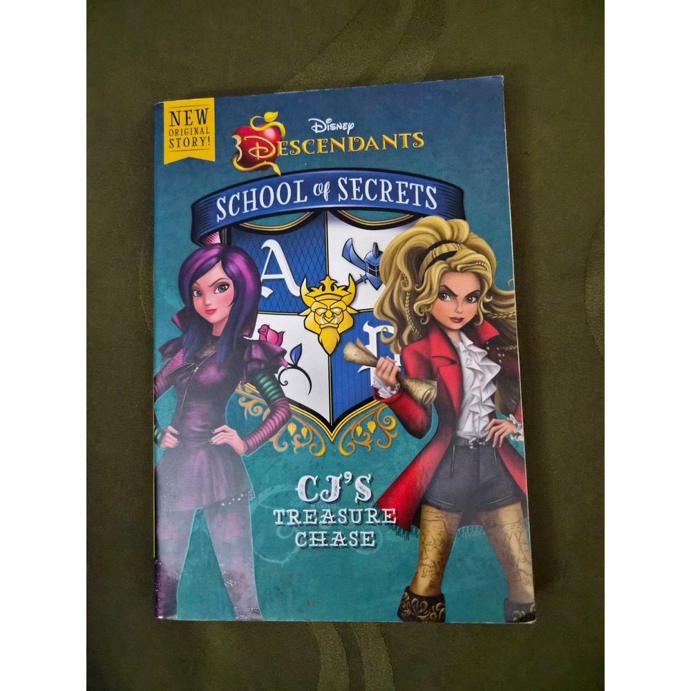 Disney Descendants School of Secrets CJ's Treasure Chase Paperback 2016 Book